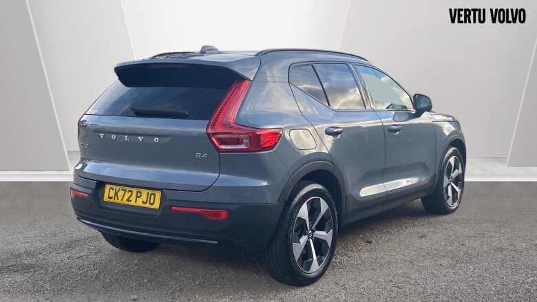Volvo XC40 2.0 B4P Ultimate Dark 5dr Auto Petrol Estate